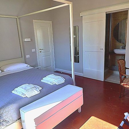 B&B Suite 44 Пезаро Экстерьер фото